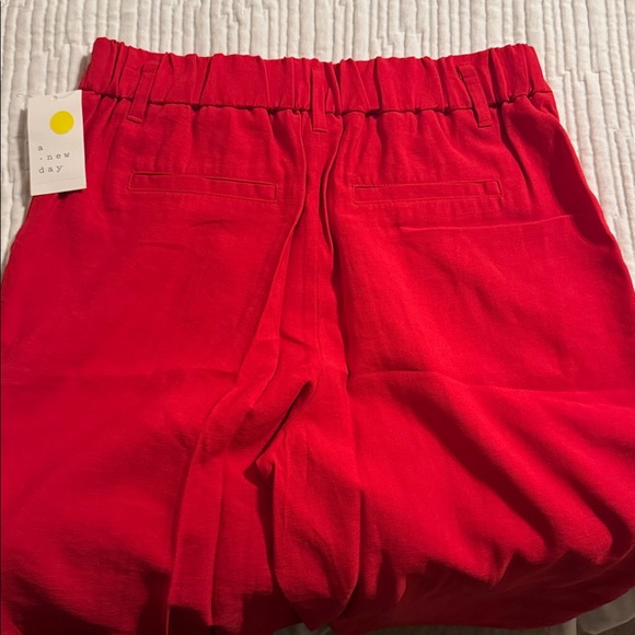 A New Day Women's High Rise Regular Fit Pleat-Front Lightweight - Picture 5 of 5